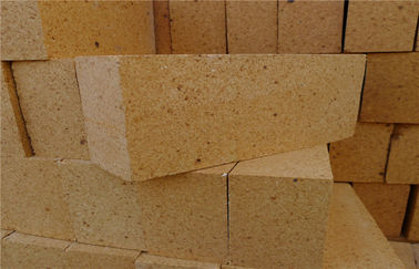 방열 킬른 다루기 힘든 벽돌 Al2O3 30% - 65%의 낮은 대량 조밀도 내화 점토 벽돌
