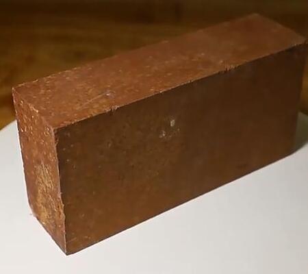 높은 온도 불소화성 마그네슘 벽돌 우수한 슬라그 저항성 철강 오븐 부리용 시너지 마그네시아 벽돌